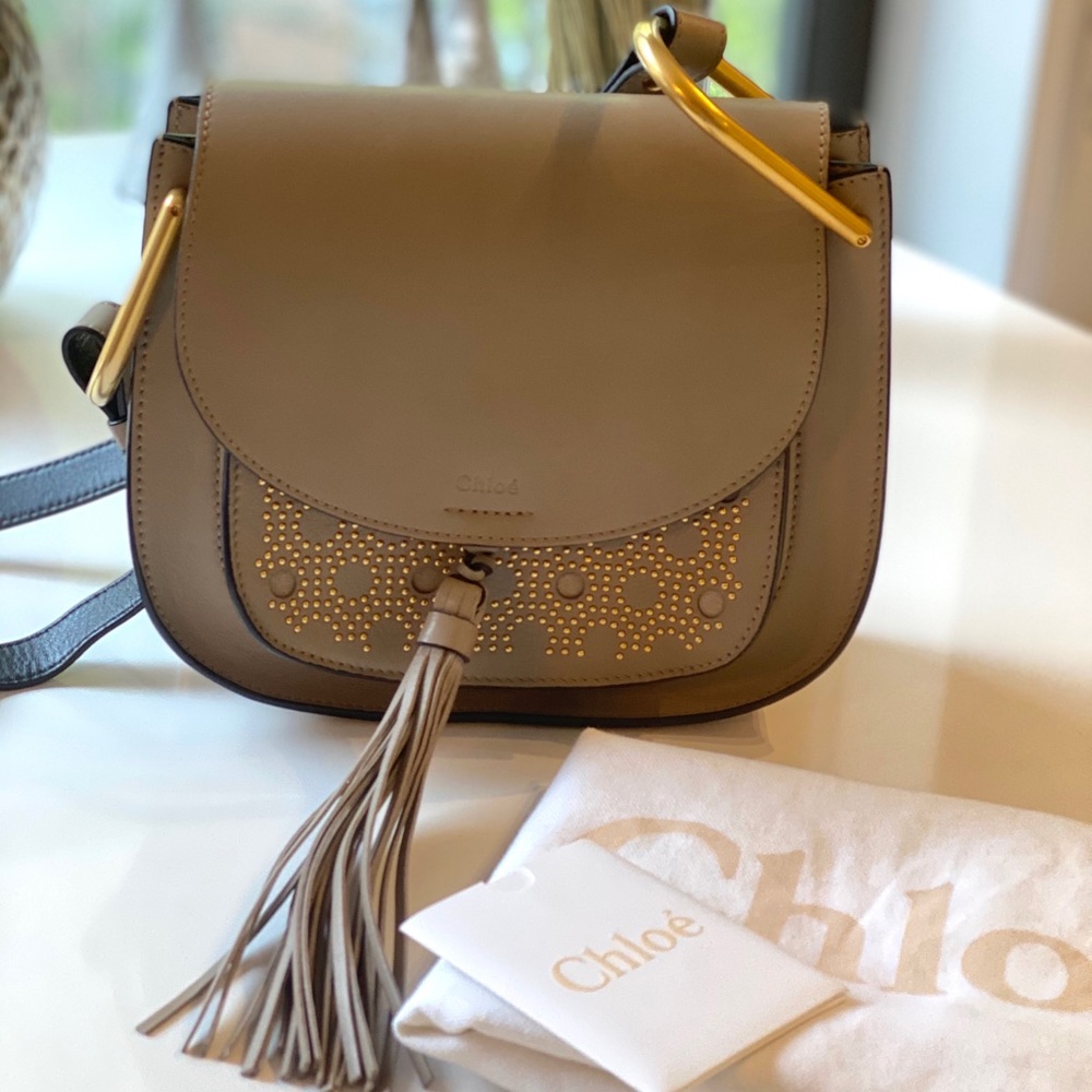 Chloe Hudson Small Studded Leather Shoulder Bag - Picture 9 of 9